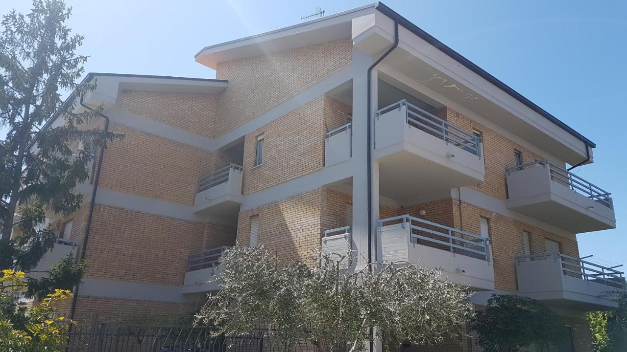 A Casa Di Nelly Bed & Breakfast Tortoreto Екстериор снимка