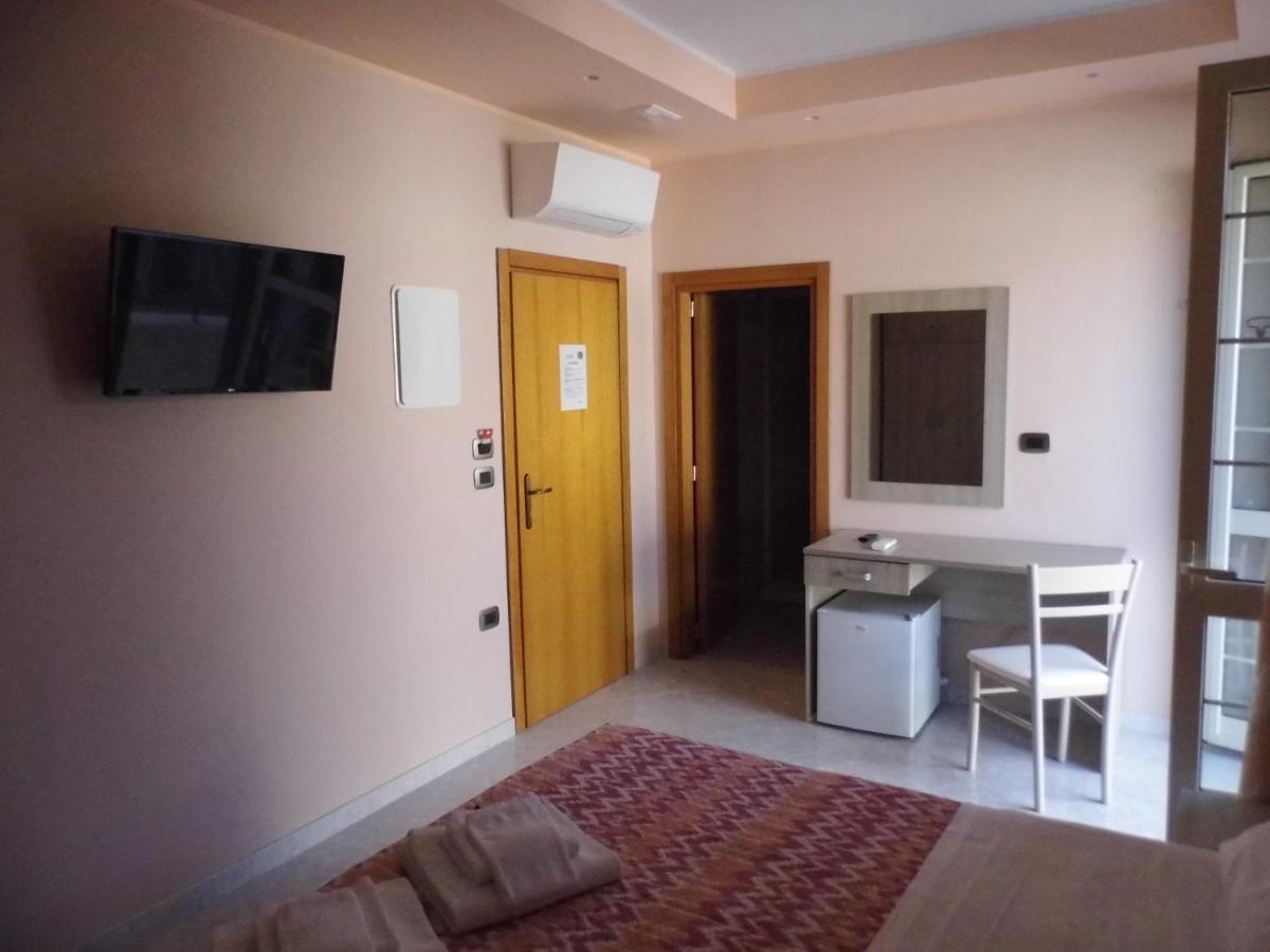 A Casa Di Nelly Bed & Breakfast Tortoreto Екстериор снимка