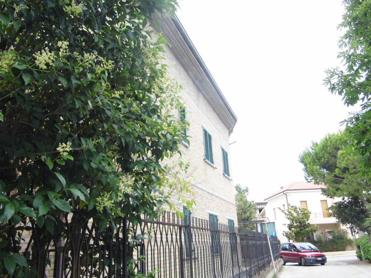 A Casa Di Nelly Bed & Breakfast Tortoreto Екстериор снимка