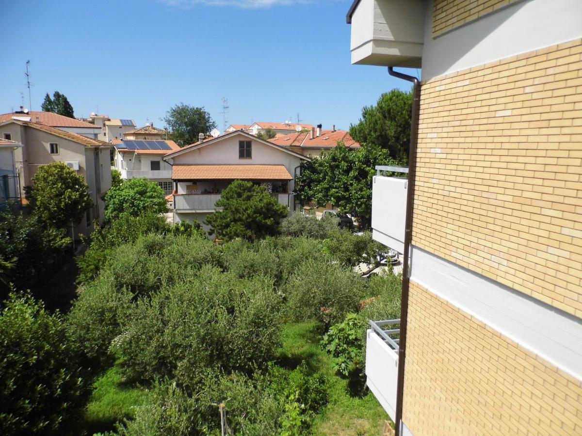 A Casa Di Nelly Bed & Breakfast Tortoreto Екстериор снимка