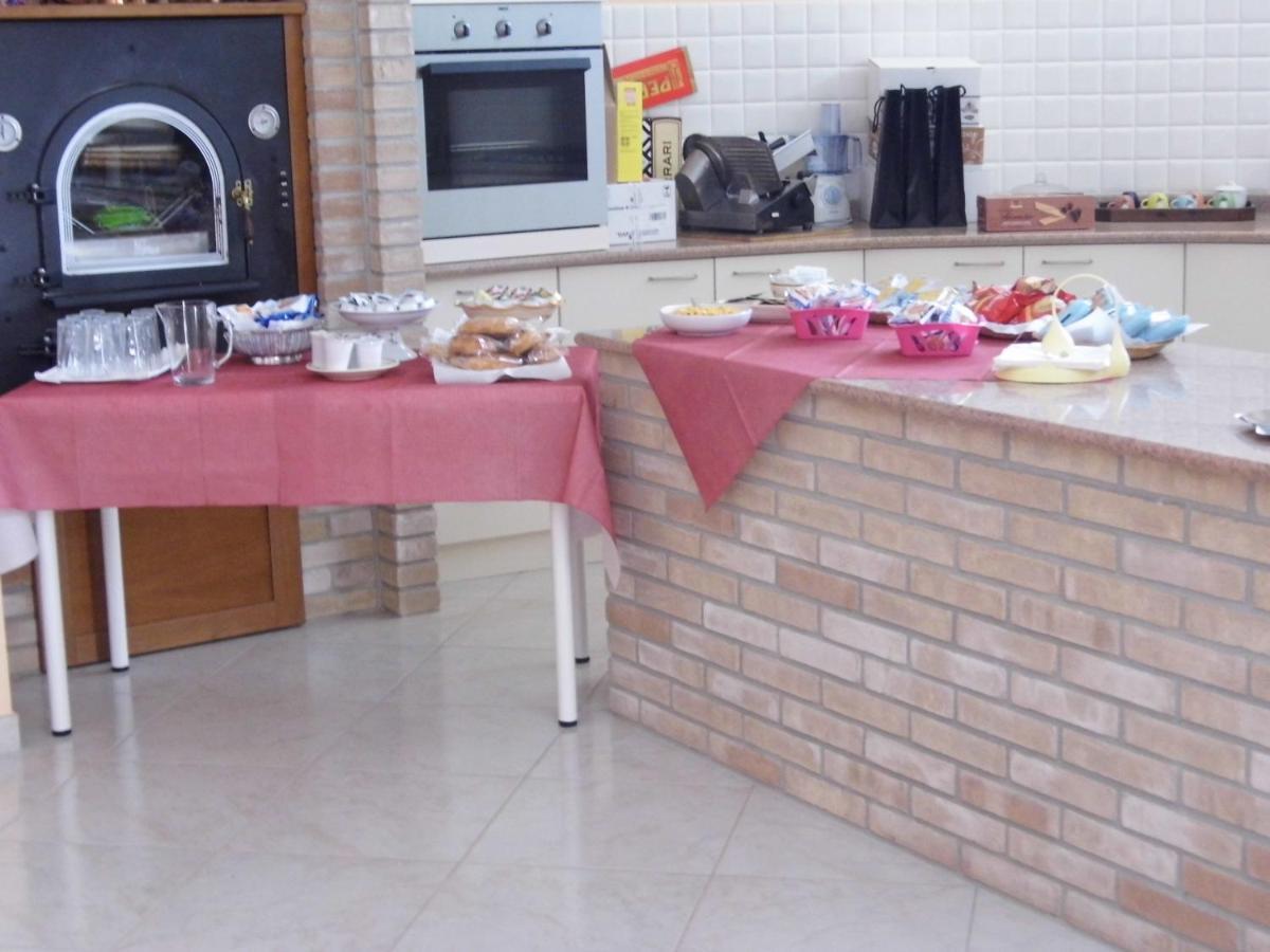 A Casa Di Nelly Bed & Breakfast Tortoreto Екстериор снимка