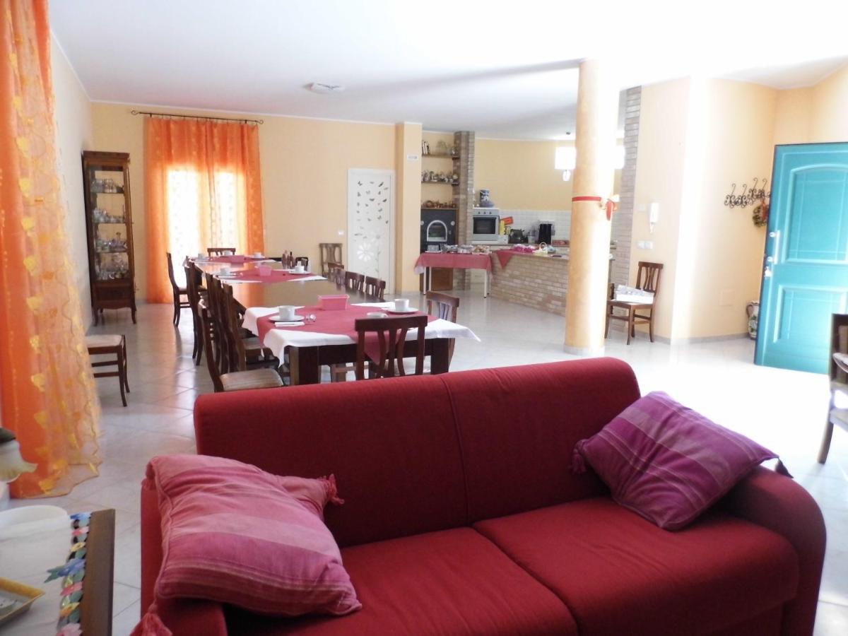 A Casa Di Nelly Bed & Breakfast Tortoreto Екстериор снимка