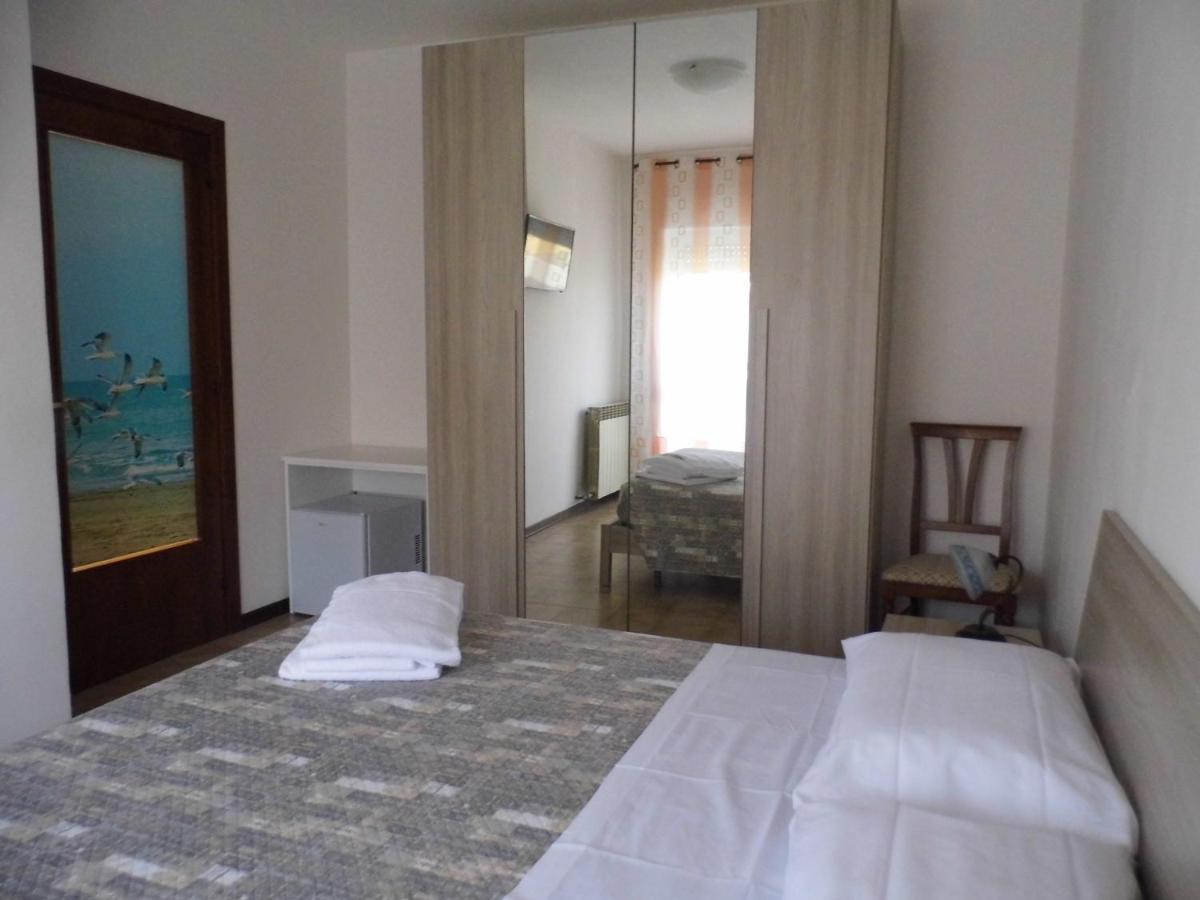 A Casa Di Nelly Bed & Breakfast Tortoreto Екстериор снимка