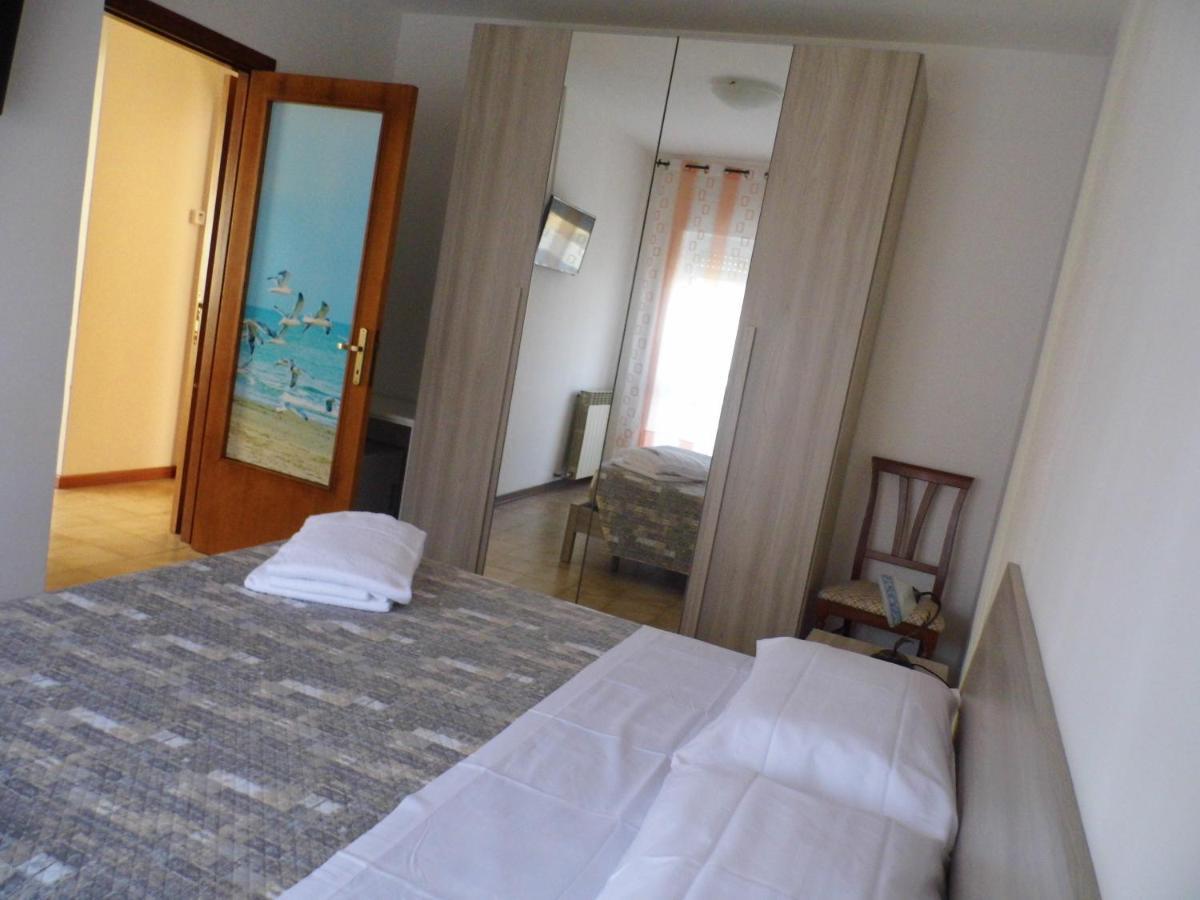A Casa Di Nelly Bed & Breakfast Tortoreto Екстериор снимка